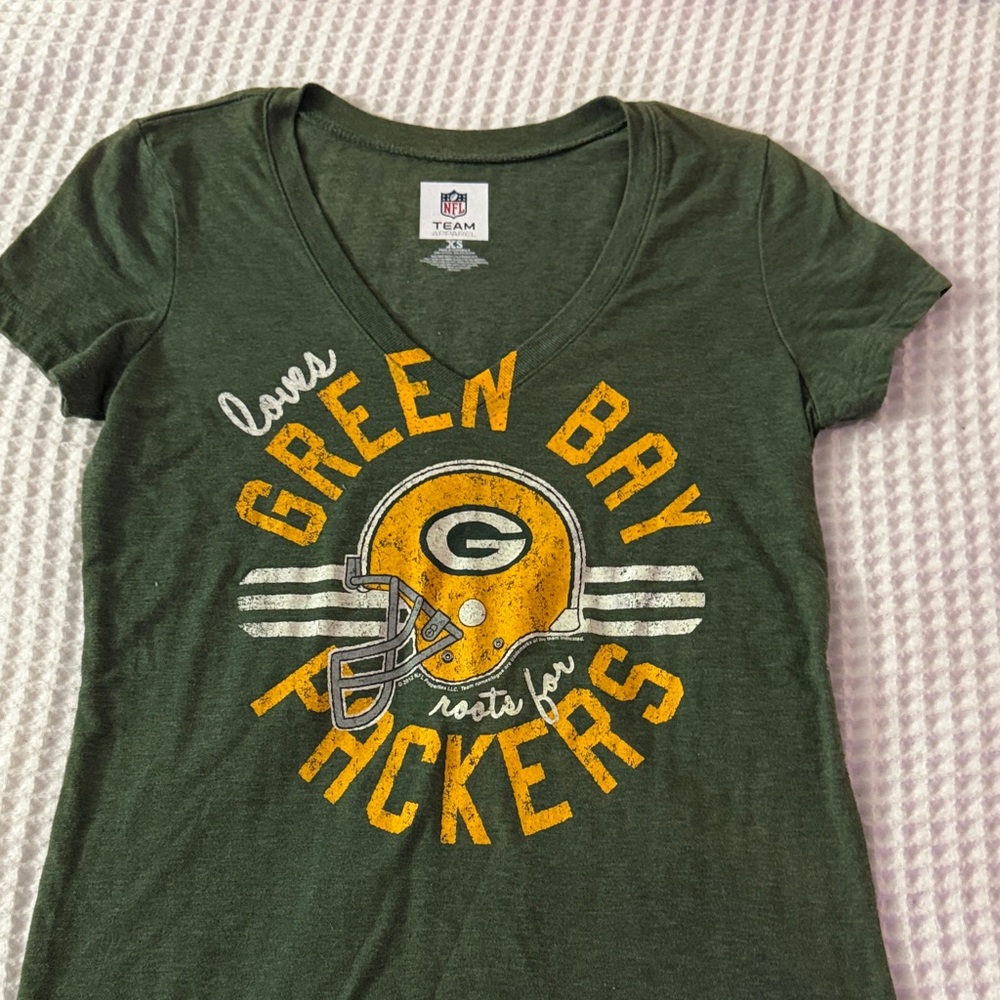 Green Bay Packers Women's Green T-Shirt